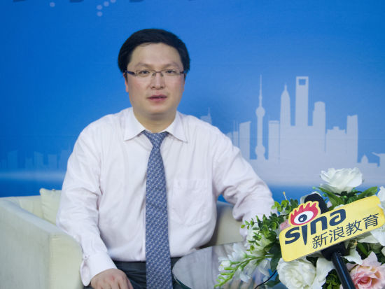 陈老师--新浪访谈.jpg